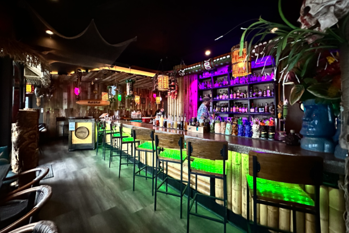 Huli Huli Tiki Lounge